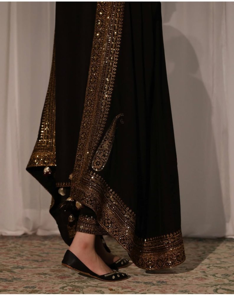 Lawn-3PC Embroidered Shirt with Sequins Embroidered Dupatta- 5135